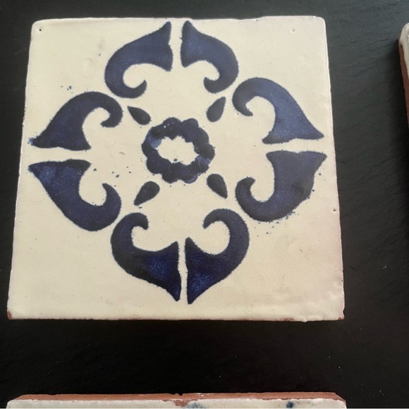 Mexican Hand Painted Terra-Cotta Talavera Vintage Tiles Set of 4 - Picture 2 of 11